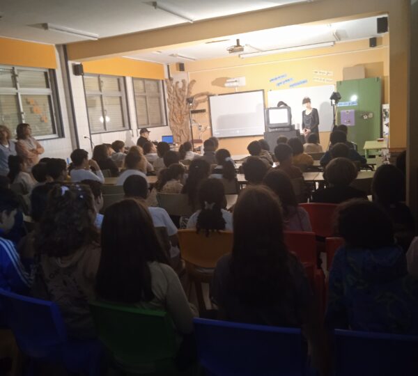 Presentación de Amy realizada en el CP. La Ería en Oviedo.