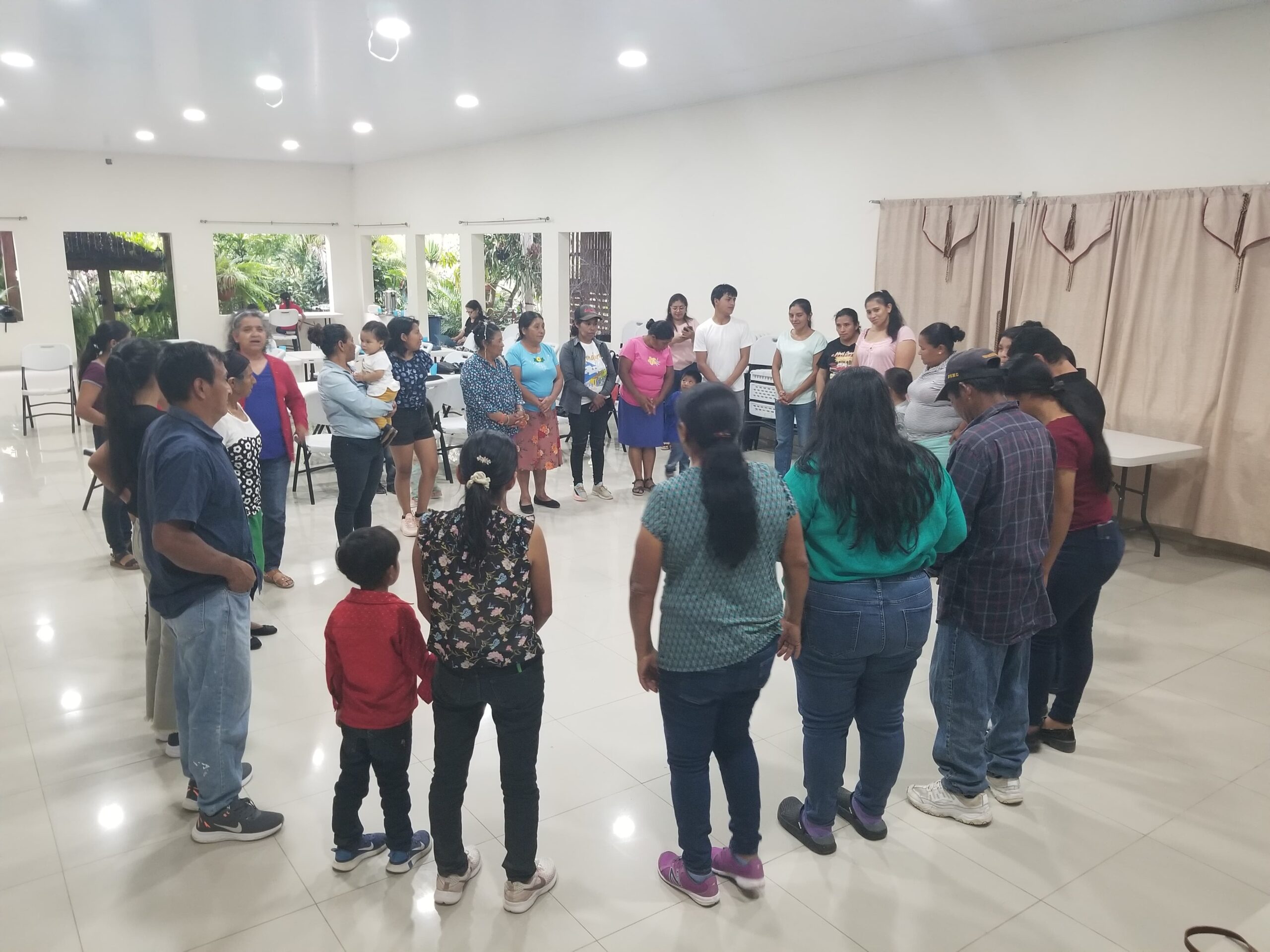 Diálogo comunitario para prevenir la violencia de género en Honduras